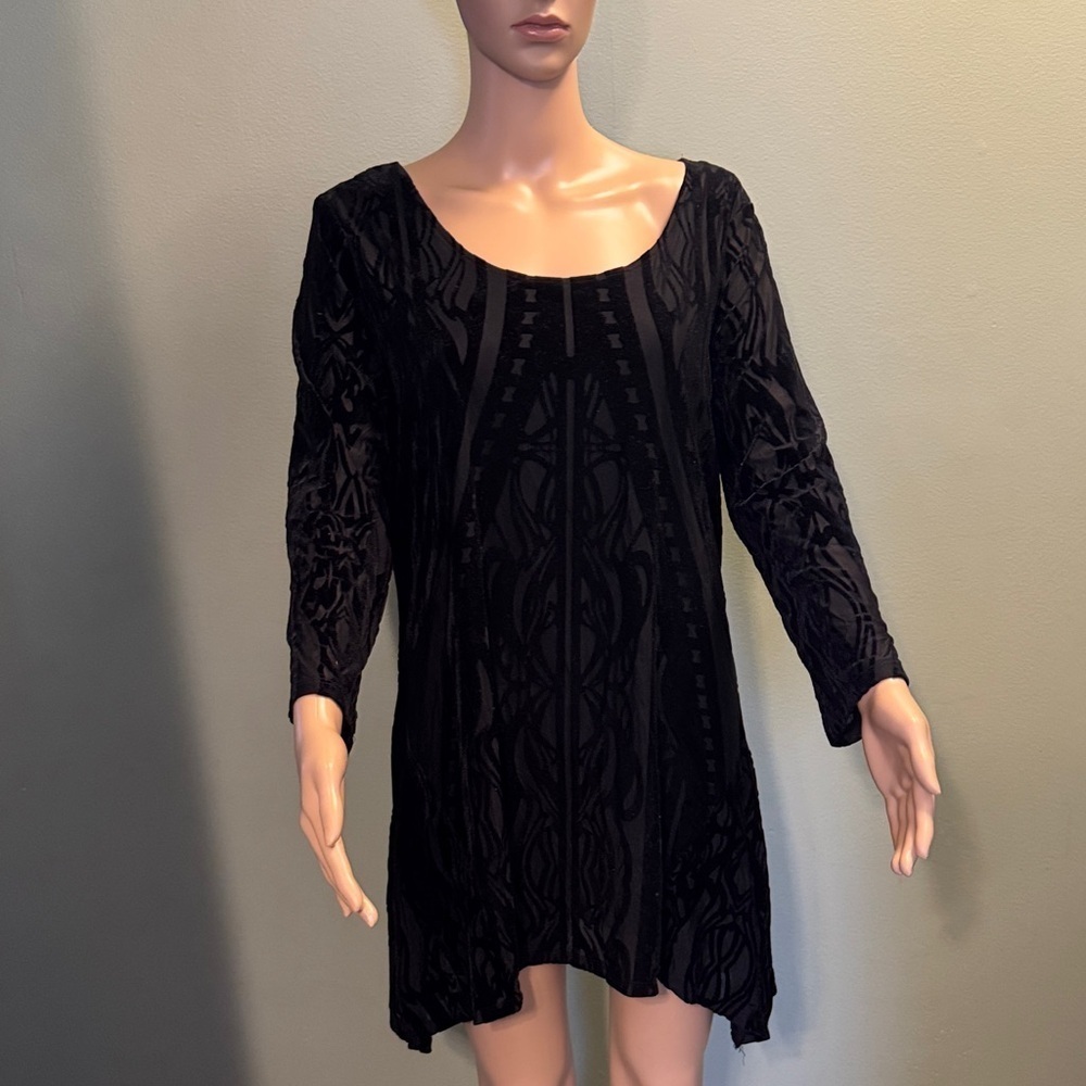 Elegant Black Velevt Long Sleeve Top Size XL